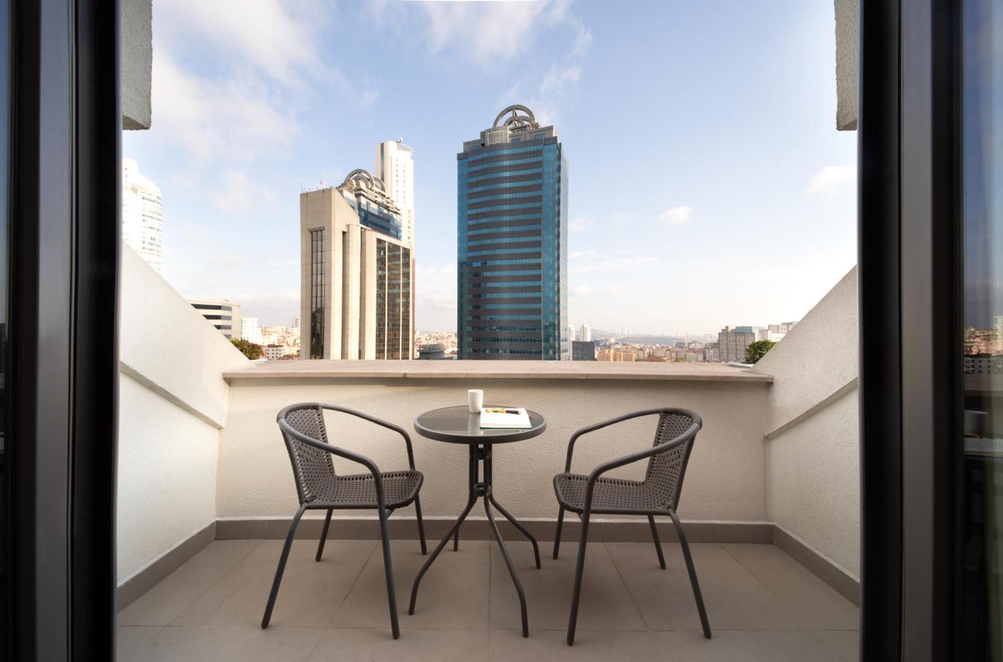 Tryp By Wyndham Istanbul Sisli Hotel מראה חיצוני תמונה