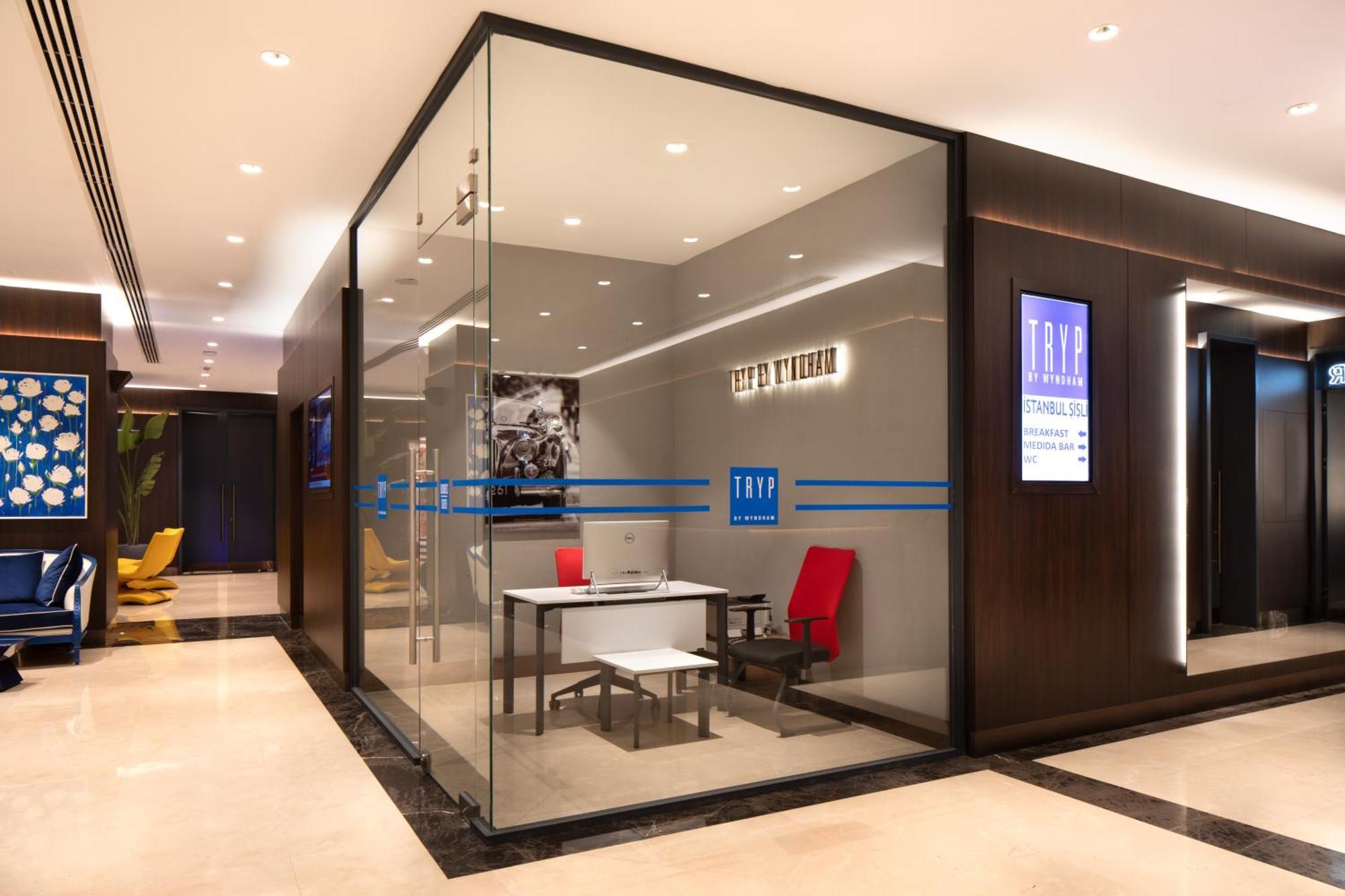 Tryp By Wyndham Istanbul Sisli Hotel מראה חיצוני תמונה